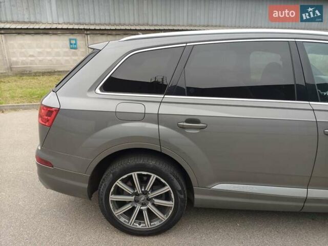 Серый Ауди Ку 7, объемом двигателя 3 л и пробегом 149 тыс. км за 26700 $, фото 4 на Automoto.ua