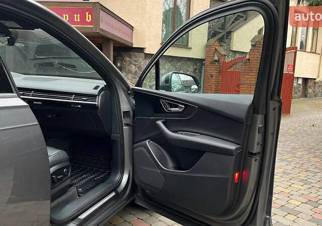 Серый Ауди Ку 7, объемом двигателя 3 л и пробегом 131 тыс. км за 24900 $, фото 30 на Automoto.ua