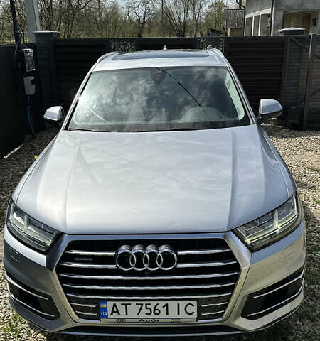 Серый Ауди Ку 7, объемом двигателя 1.98 л и пробегом 133 тыс. км за 25999 $, фото 9 на Automoto.ua