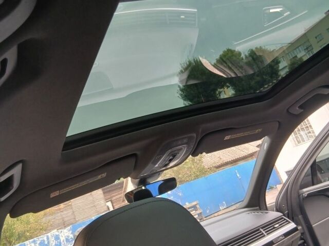 Серый Ауди Ку 7, объемом двигателя 0 л и пробегом 220 тыс. км за 21500 $, фото 9 на Automoto.ua