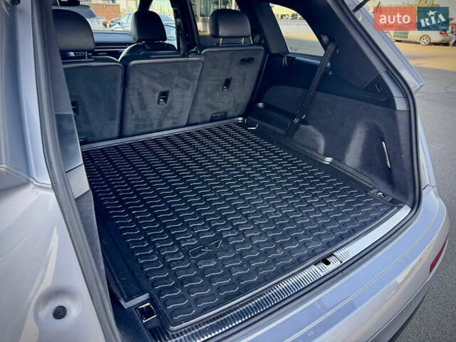 Серый Ауди Ку 7, объемом двигателя 3 л и пробегом 190 тыс. км за 26600 $, фото 35 на Automoto.ua