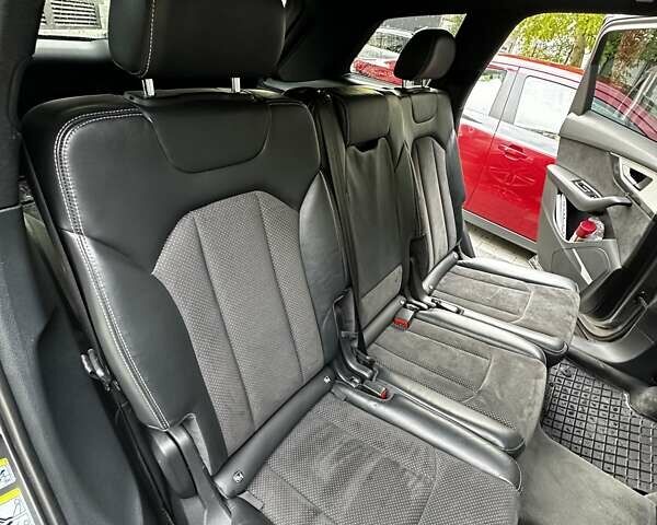 Сірий Ауді Ку 7, об'ємом двигуна 2.97 л та пробігом 115 тис. км за 37700 $, фото 13 на Automoto.ua