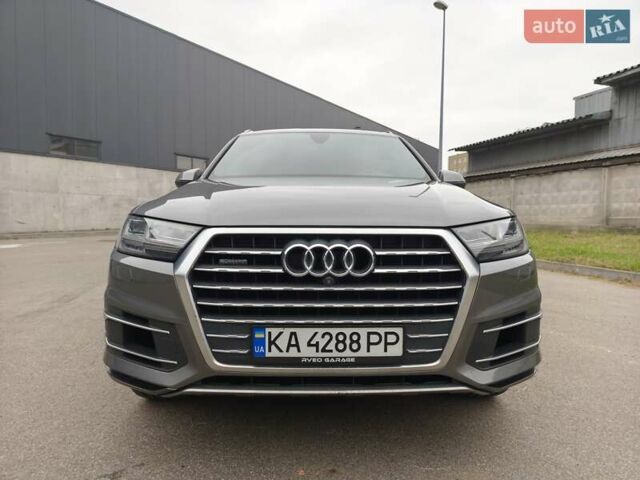 Серый Ауди Ку 7, объемом двигателя 3 л и пробегом 149 тыс. км за 26700 $, фото 11 на Automoto.ua