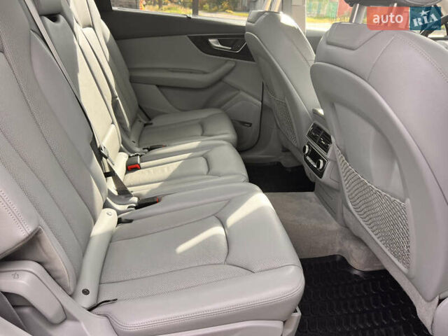 Серый Ауди Ку 7, объемом двигателя 3 л и пробегом 84 тыс. км за 27000 $, фото 13 на Automoto.ua