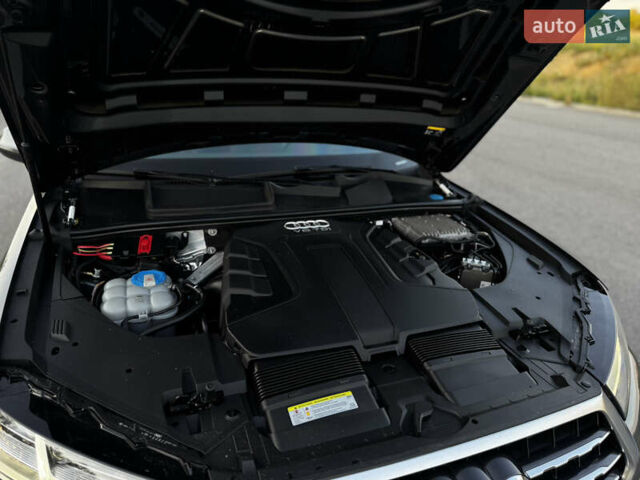 Серый Ауди Ку 7, объемом двигателя 2.97 л и пробегом 207 тыс. км за 42000 $, фото 100 на Automoto.ua