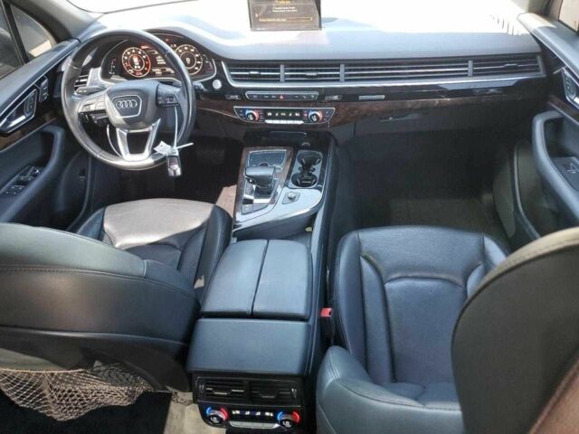 Серый Ауди Ку 7, объемом двигателя 3 л и пробегом 86 тыс. км за 10800 $, фото 6 на Automoto.ua