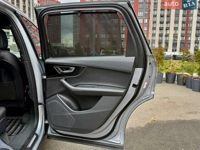 Серый Ауди Ку 7, объемом двигателя 3 л и пробегом 215 тыс. км за 25900 $, фото 44 на Automoto.ua