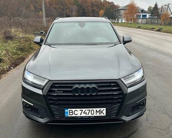 Серый Ауди Ку 7, объемом двигателя 3 л и пробегом 255 тыс. км за 38000 $, фото 1 на Automoto.ua