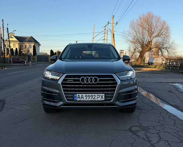 Серый Ауди Ку 7, объемом двигателя 3 л и пробегом 79 тыс. км за 48000 $, фото 3 на Automoto.ua