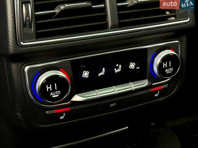 Серый Ауди Ку 7, объемом двигателя 3 л и пробегом 215 тыс. км за 25900 $, фото 35 на Automoto.ua