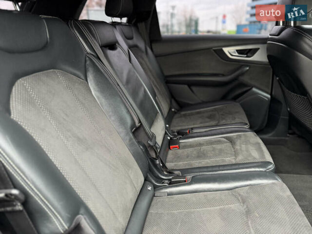 Серый Ауди Ку 7, объемом двигателя 3 л и пробегом 260 тыс. км за 28900 $, фото 10 на Automoto.ua