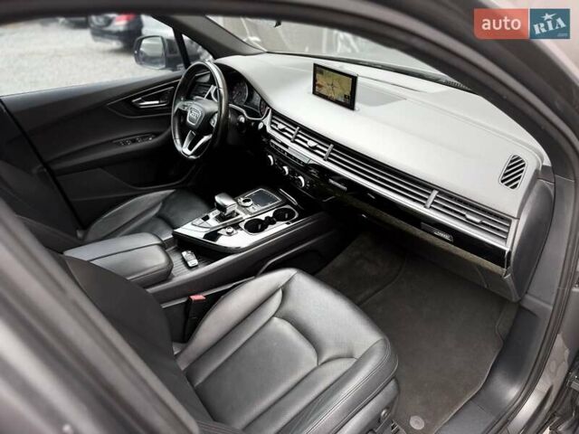 Сірий Ауді Ку 7, об'ємом двигуна 3 л та пробігом 195 тис. км за 21900 $, фото 48 на Automoto.ua