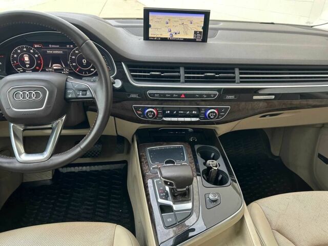 Серый Ауди Ку 7, объемом двигателя 3 л и пробегом 87 тыс. км за 23000 $, фото 20 на Automoto.ua