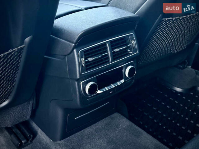 Сірий Ауді Ку 7, об'ємом двигуна 3 л та пробігом 190 тис. км за 26900 $, фото 32 на Automoto.ua