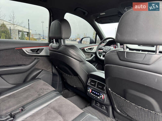 Серый Ауди Ку 7, объемом двигателя 2.97 л и пробегом 245 тыс. км за 30500 $, фото 22 на Automoto.ua