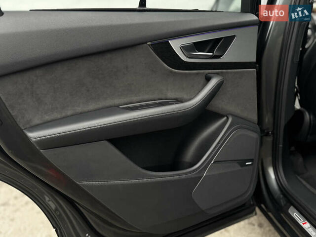 Серый Ауди Ку 7, объемом двигателя 2.97 л и пробегом 207 тыс. км за 42000 $, фото 70 на Automoto.ua