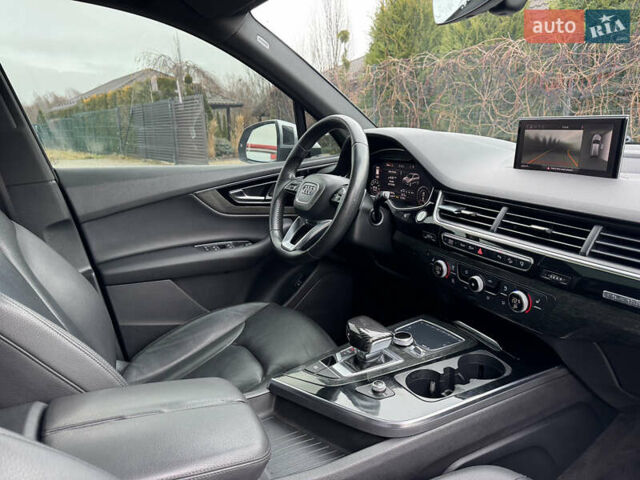 Сірий Ауді Ку 7, об'ємом двигуна 3 л та пробігом 225 тис. км за 20900 $, фото 4 на Automoto.ua