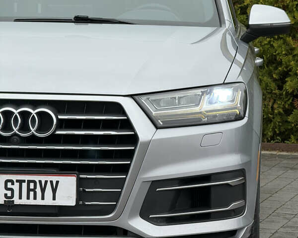 Серый Ауди Ку 7, объемом двигателя 3 л и пробегом 225 тыс. км за 22999 $, фото 12 на Automoto.ua