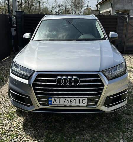 Серый Ауди Ку 7, объемом двигателя 1.98 л и пробегом 133 тыс. км за 25999 $, фото 1 на Automoto.ua