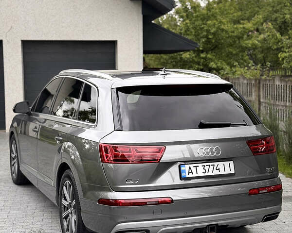 Ауді Ку 7 2017 у Богородчанах на Automoto.ua Сірий Ауді Ку 7, об'ємом двигуна 3 л та пробігом 115 тис. км за 34850 $, фото 9 на Automoto.ua