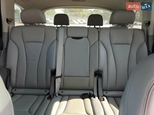 Ауді Ку 7 2017 у Львові на Automoto.ua Сірий Ауді Ку 7, об'ємом двигуна 3 л та пробігом 138 тис. км за 7000 $, фото 10 на Automoto.ua