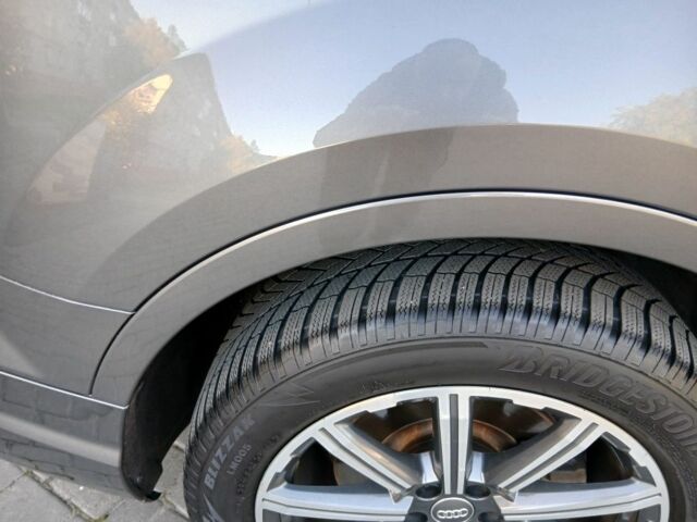 Серый Ауди Ку 7, объемом двигателя 0 л и пробегом 220 тыс. км за 21500 $, фото 20 на Automoto.ua