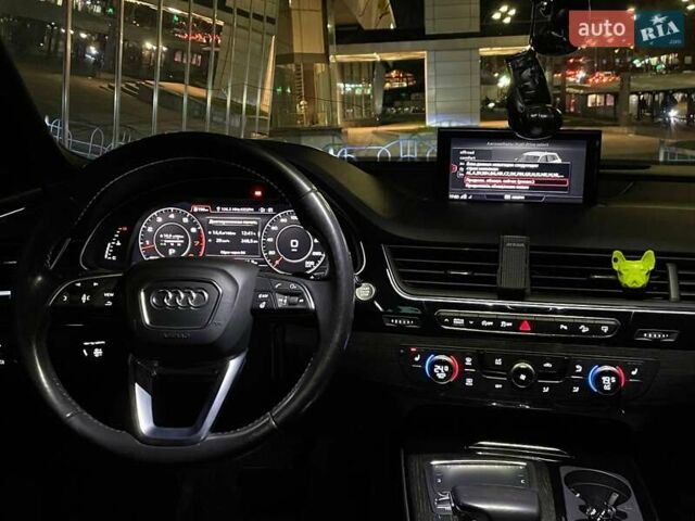 Серый Ауди Ку 7, объемом двигателя 3 л и пробегом 193 тыс. км за 26000 $, фото 20 на Automoto.ua