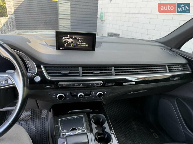 Сірий Ауді Ку 7, об'ємом двигуна 3 л та пробігом 157 тис. км за 26200 $, фото 17 на Automoto.ua