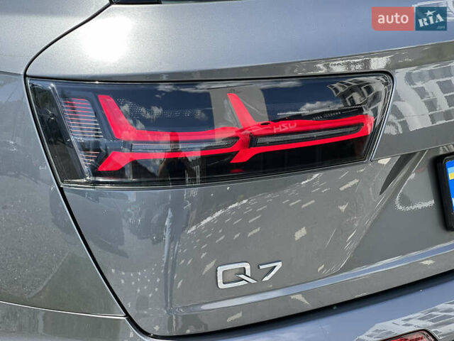 Сірий Ауді Ку 7, об'ємом двигуна 3 л та пробігом 247 тис. км за 36500 $, фото 17 на Automoto.ua