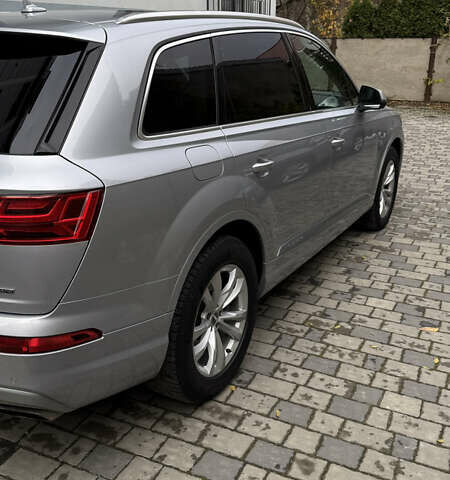 Серый Ауди Ку 7, объемом двигателя 1.98 л и пробегом 144 тыс. км за 24999 $, фото 7 на Automoto.ua