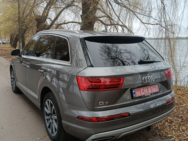 Серый Ауди Ку 7, объемом двигателя 3 л и пробегом 230 тыс. км за 23300 $, фото 3 на Automoto.ua