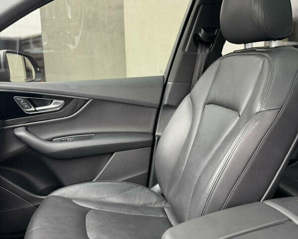 Серый Ауди Ку 7, объемом двигателя 3 л и пробегом 218 тыс. км за 25500 $, фото 17 на Automoto.ua