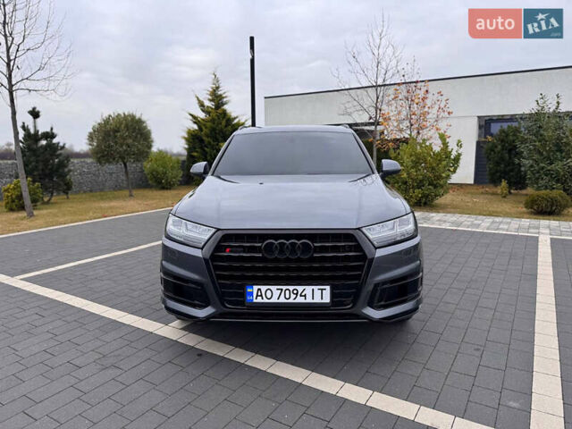 Серый Ауди Ку 7, объемом двигателя 2.97 л и пробегом 245 тыс. км за 30500 $, фото 2 на Automoto.ua