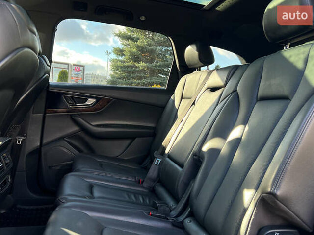 Серый Ауди Ку 7, объемом двигателя 3 л и пробегом 175 тыс. км за 25300 $, фото 22 на Automoto.ua