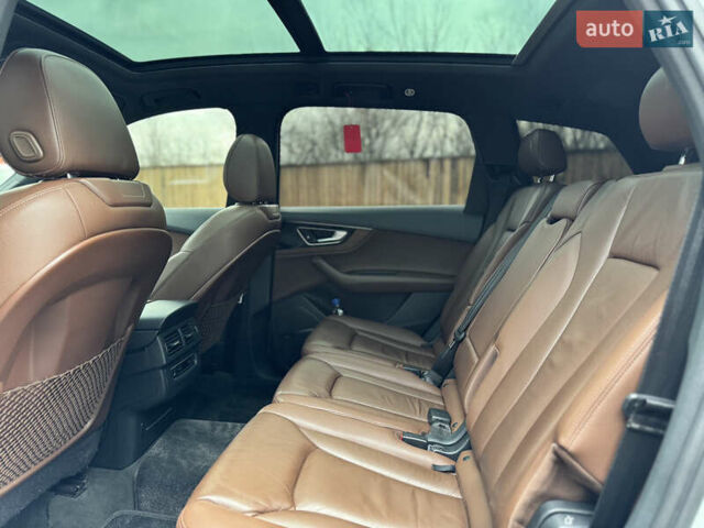 Серый Ауди Ку 7, объемом двигателя 2 л и пробегом 212 тыс. км за 29000 $, фото 19 на Automoto.ua