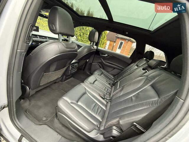 Серый Ауди Ку 7, объемом двигателя 3 л и пробегом 225 тыс. км за 22999 $, фото 56 на Automoto.ua