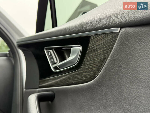 Серый Ауди Ку 7, объемом двигателя 3 л и пробегом 225 тыс. км за 22999 $, фото 42 на Automoto.ua