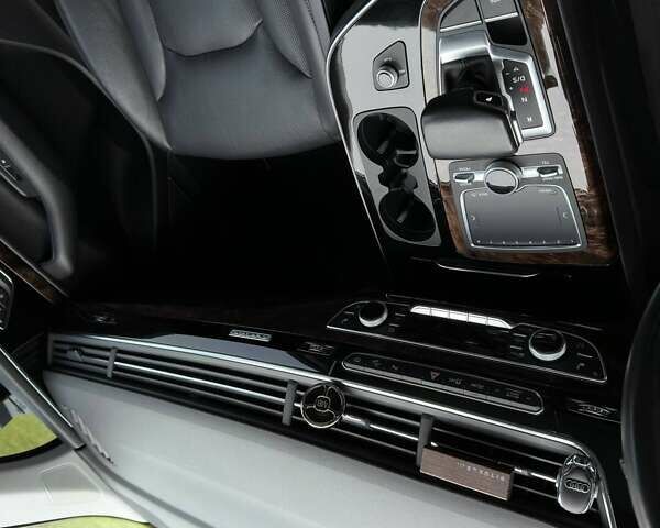 Серый Ауди Ку 7, объемом двигателя 3 л и пробегом 97 тыс. км за 34500 $, фото 49 на Automoto.ua