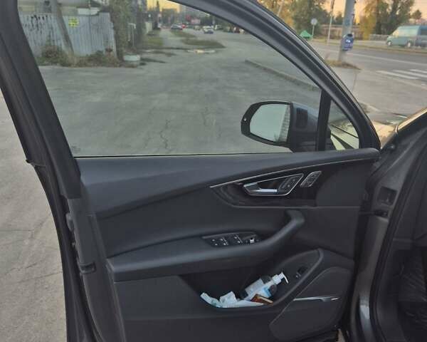 Сірий Ауді Ку 7, об'ємом двигуна 3 л та пробігом 147 тис. км за 29500 $, фото 18 на Automoto.ua