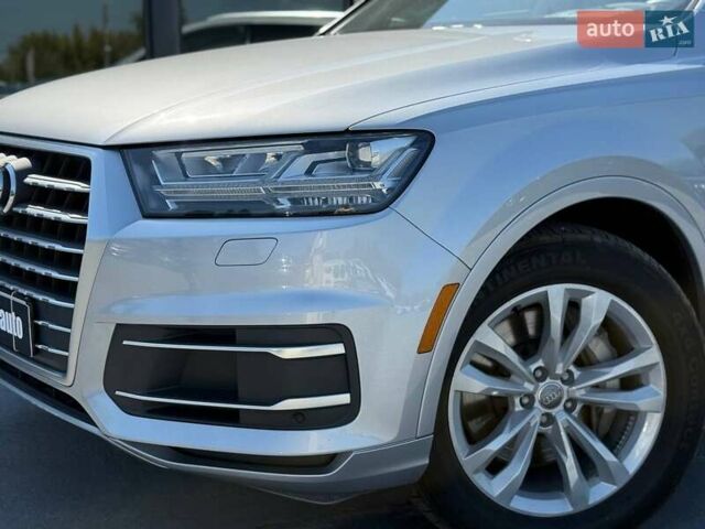 Серый Ауди Ку 7, объемом двигателя 3 л и пробегом 149 тыс. км за 27500 $, фото 3 на Automoto.ua