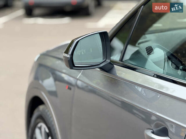 Серый Ауди Ку 7, объемом двигателя 2.97 л и пробегом 200 тыс. км за 33999 $, фото 7 на Automoto.ua