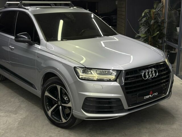 Сірий Ауді Ку 7, об'ємом двигуна 3 л та пробігом 153 тис. км за 25900 $, фото 1 на Automoto.ua