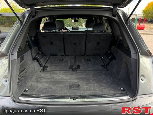 Сірий Ауді Ку 7, об'ємом двигуна 3 л та пробігом 158 тис. км за 29500 $, фото 6 на Automoto.ua