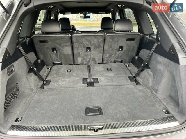 Сірий Ауді Ку 7, об'ємом двигуна 3 л та пробігом 137 тис. км за 35000 $, фото 52 на Automoto.ua