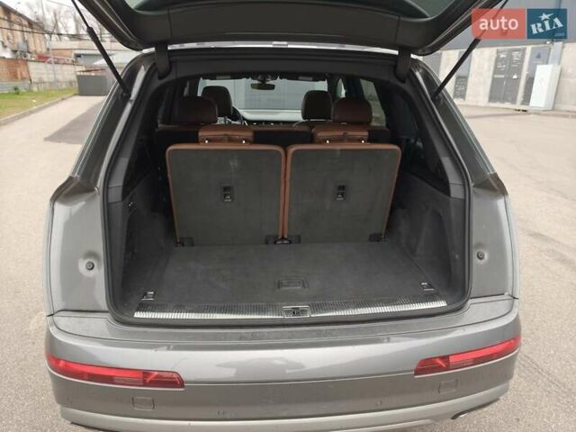 Серый Ауди Ку 7, объемом двигателя 3 л и пробегом 149 тыс. км за 26700 $, фото 25 на Automoto.ua