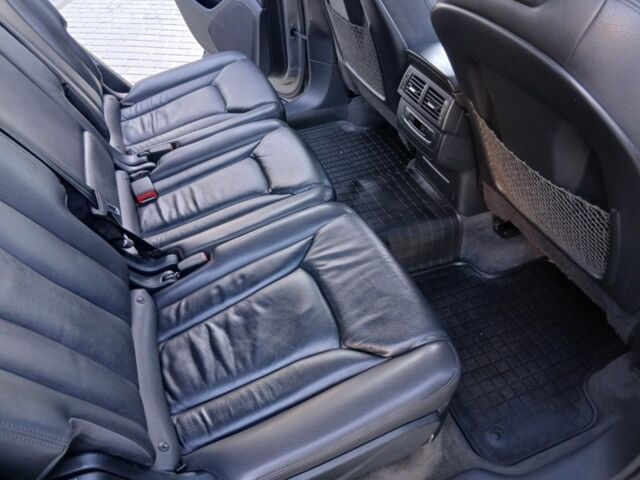 Серый Ауди Ку 7, объемом двигателя 0 л и пробегом 220 тыс. км за 21500 $, фото 16 на Automoto.ua