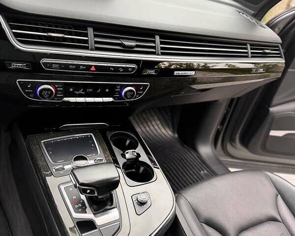 Ауді Ку 7 2017 у Богородчанах на Automoto.ua Сірий Ауді Ку 7, об'ємом двигуна 3 л та пробігом 115 тис. км за 34850 $, фото 32 на Automoto.ua
