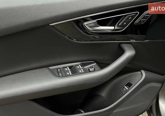 Серый Ауди Ку 7, объемом двигателя 3 л и пробегом 131 тыс. км за 24900 $, фото 12 на Automoto.ua