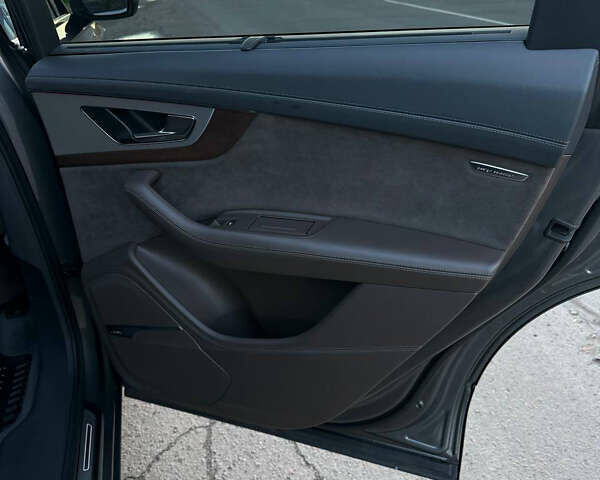 Серый Ауди Ку 7, объемом двигателя 3 л и пробегом 79 тыс. км за 48000 $, фото 25 на Automoto.ua