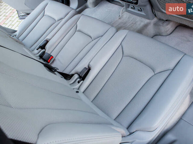 Серый Ауди Ку 7, объемом двигателя 3 л и пробегом 78 тыс. км за 30900 $, фото 59 на Automoto.ua